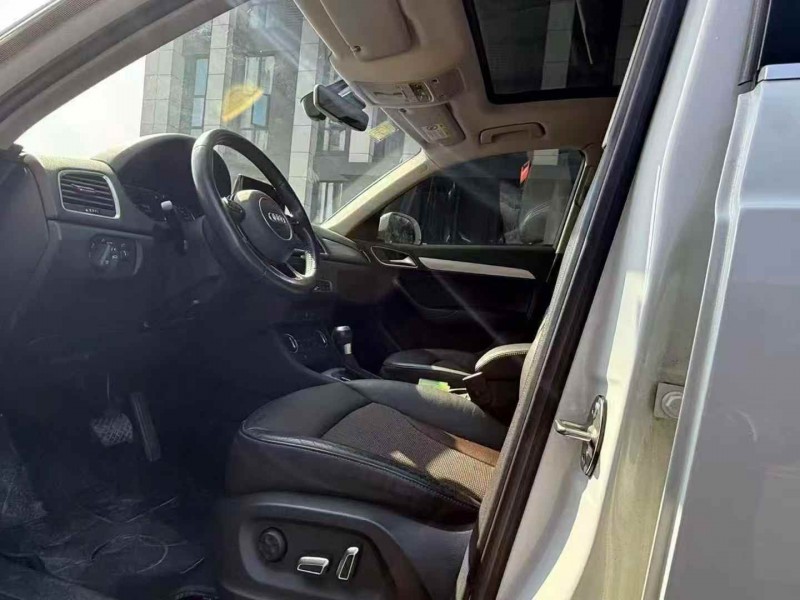 连云港19年奥迪Q34