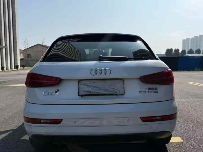 连云港19年奥迪Q38