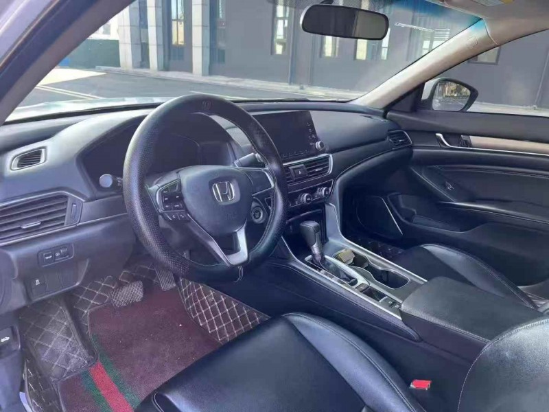 常州18年本田雅阁4