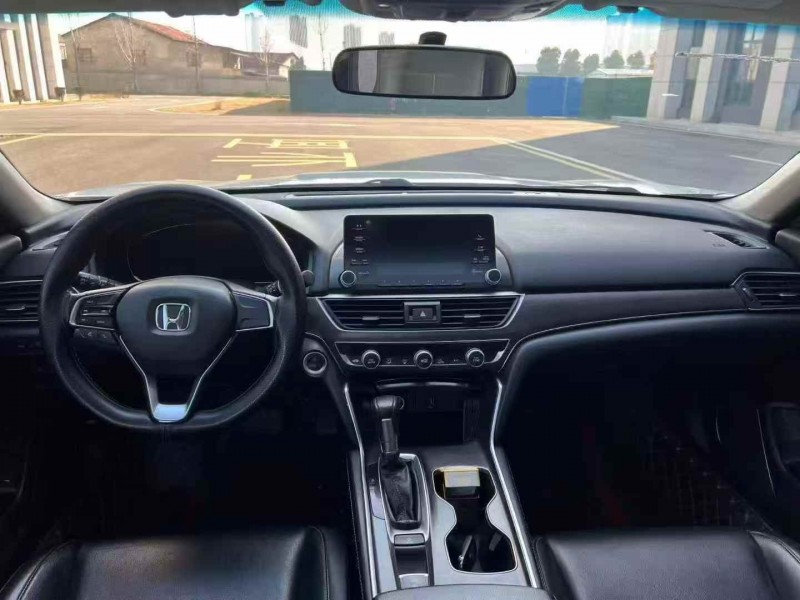 常州18年本田雅阁5