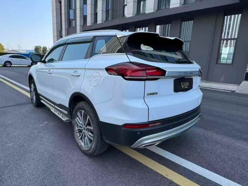 徐州21年吉利博越8