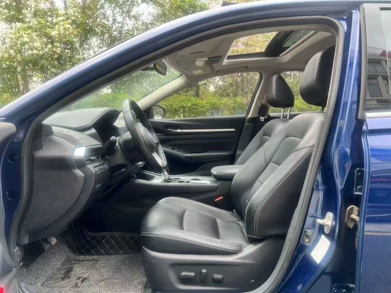 广州20年日产轩逸2