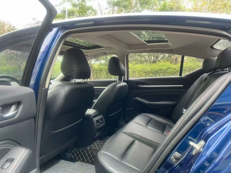 广州20年日产轩逸3