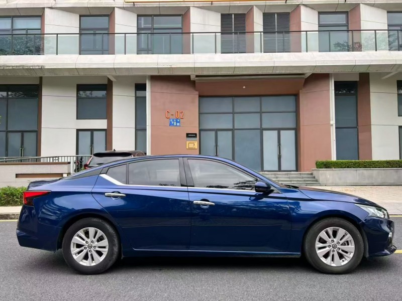 广州20年日产轩逸8