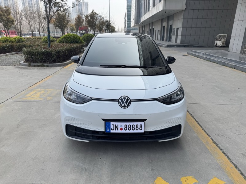 济宁25年大众ID1