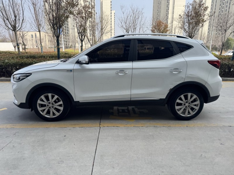 济宁22年名爵ZS4