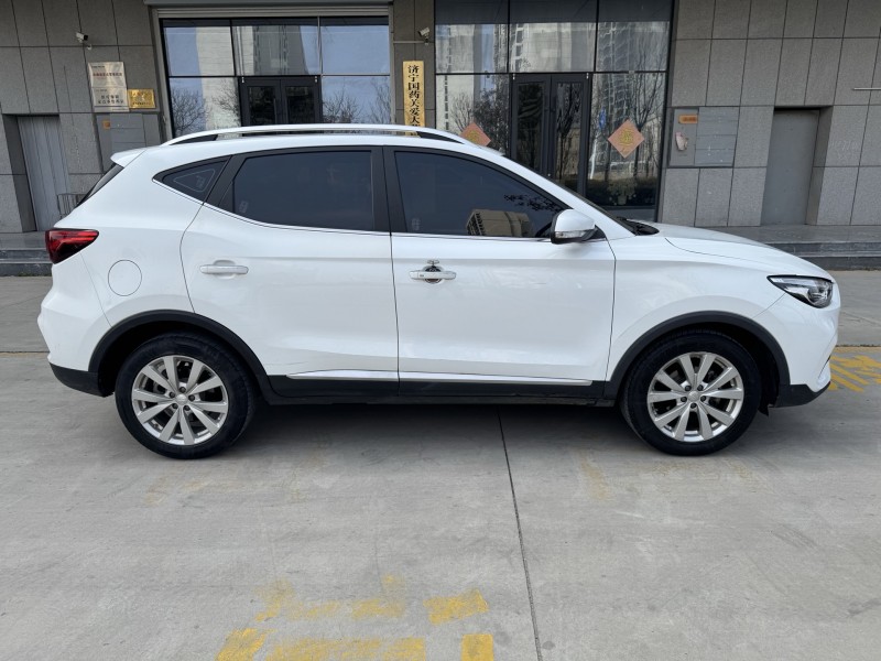 济宁22年名爵ZS8