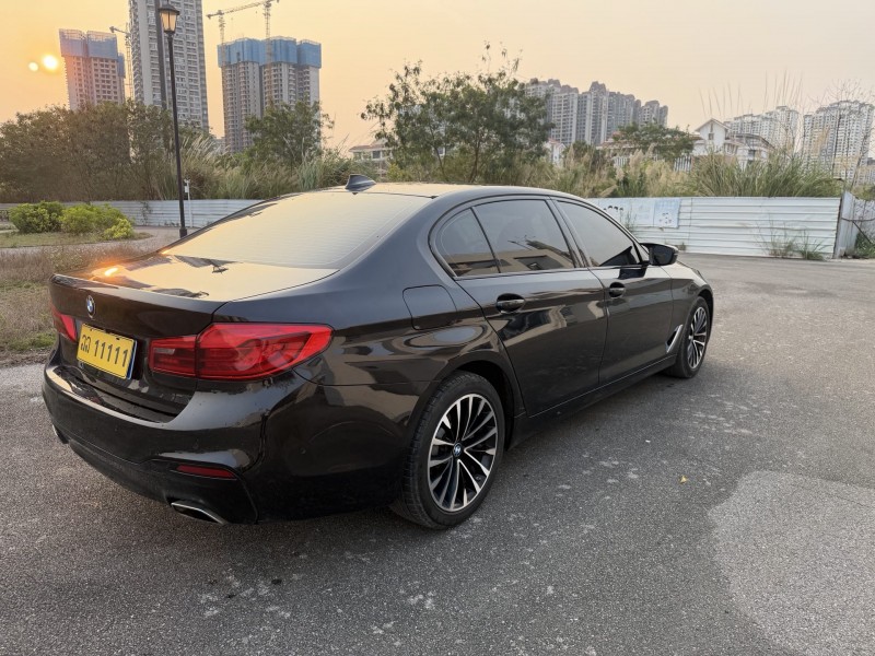 南宁19年宝马5系3