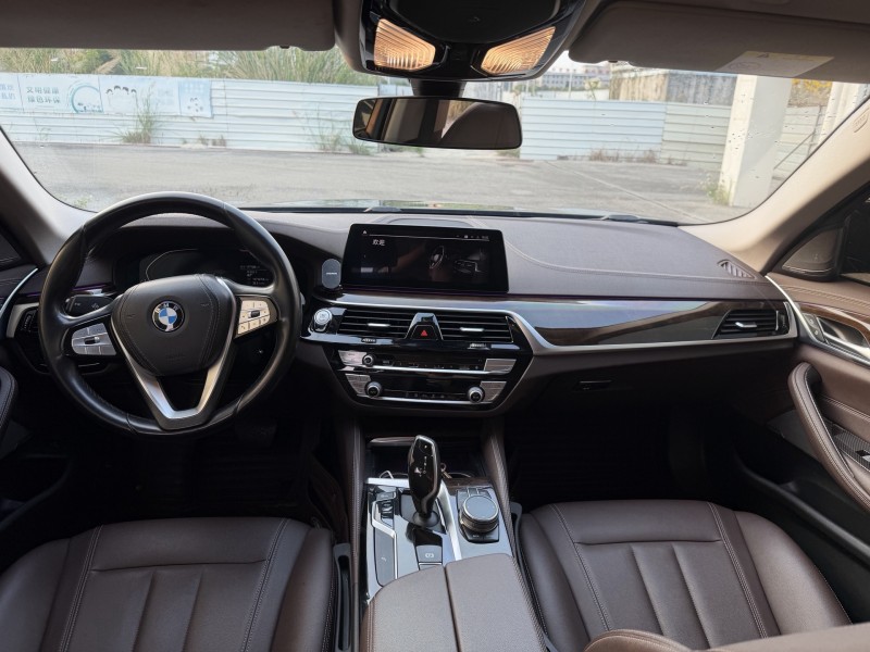 南宁19年宝马5系7