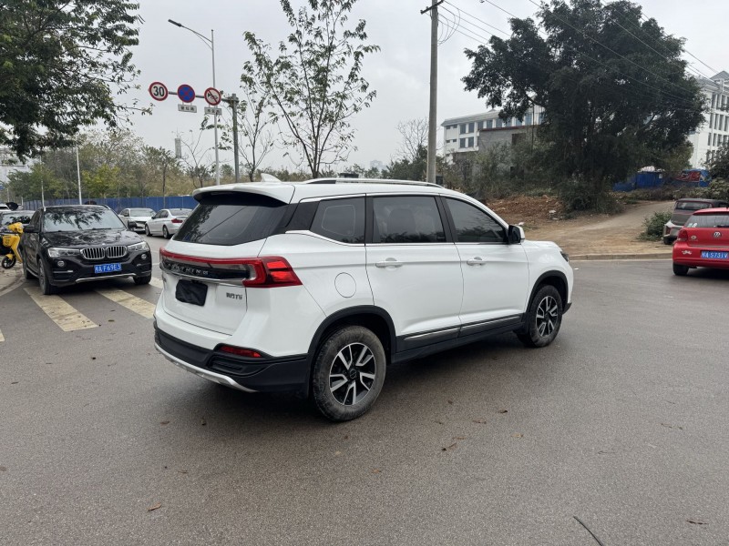 南宁22年东风风行5