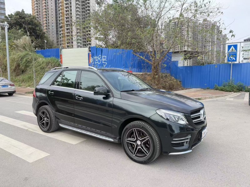 南寧16年奔馳GLE2