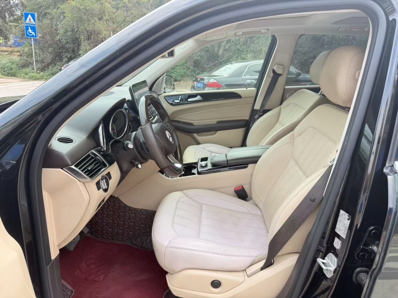 南寧16年奔馳GLE7