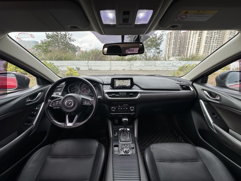 南寧18年馬自達阿特茲5