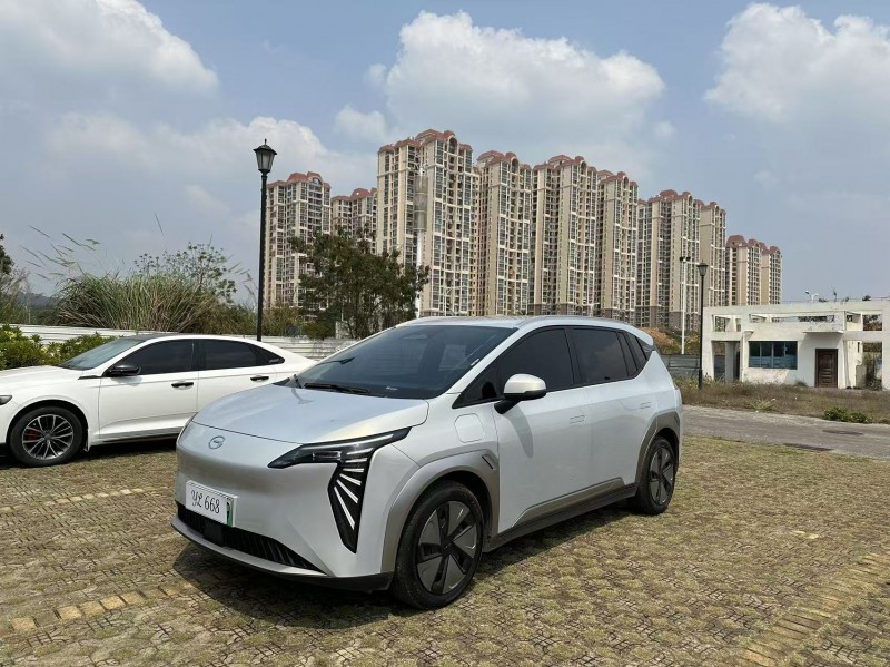 南寧25年傳祺埃安Y3