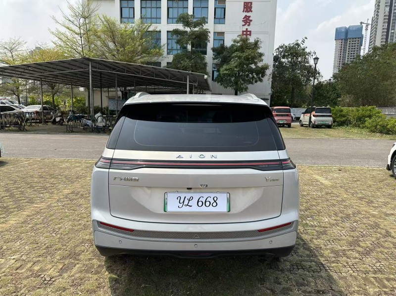 南寧25年傳祺埃安Y5