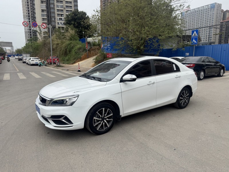 南寧19年吉利帝豪7