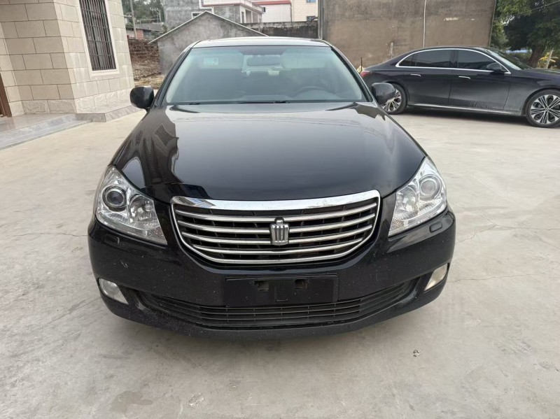 南寧10年豐田皇冠1