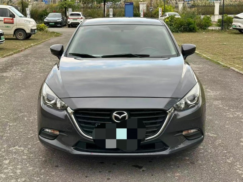 南寧19年馬自達昂克賽拉1