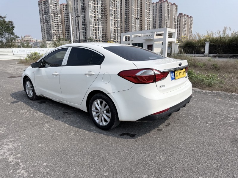 南宁18年起亚K33