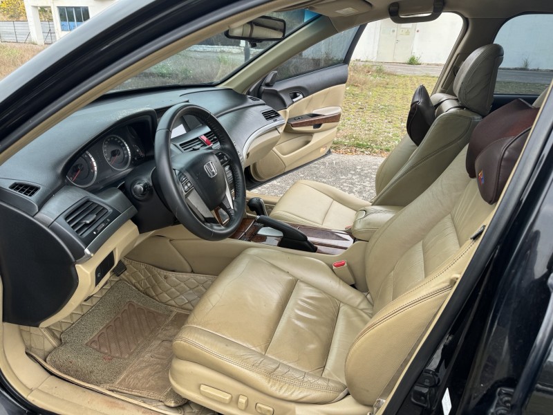 南宁12年本田雅阁5