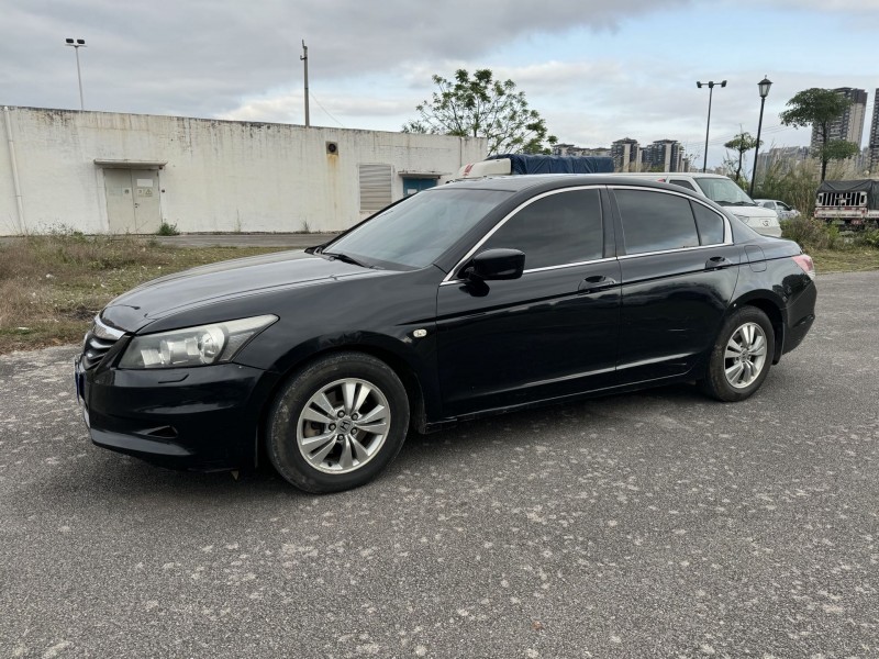 南宁12年本田雅阁9