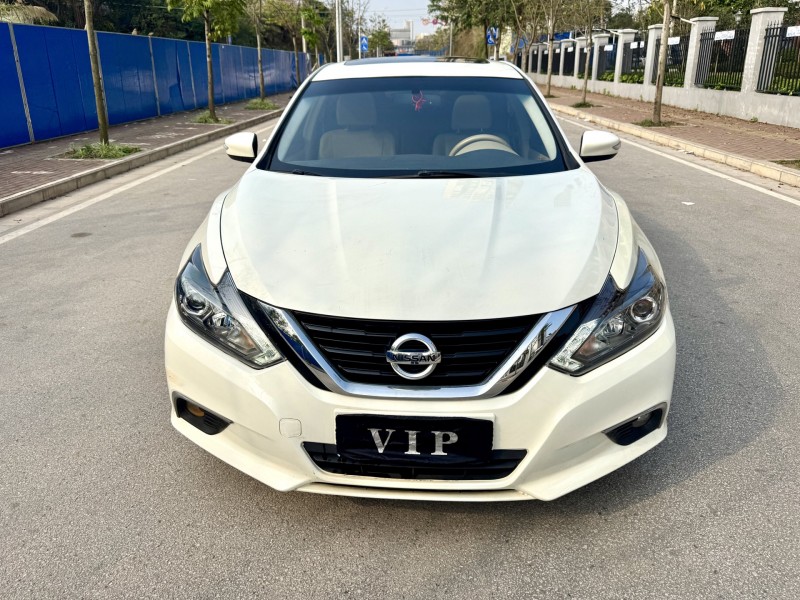 南寧19年日產天籟1