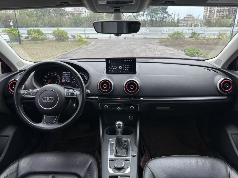 南寧17年奧迪A35