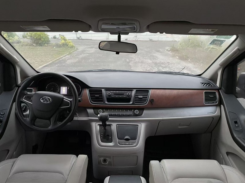 桂林17年大通G106