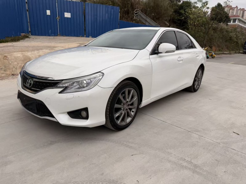 桂林15年豐田皇冠2