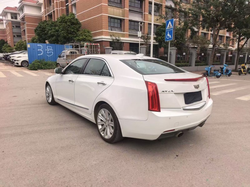 南寧17年凱迪拉克ATS-L5