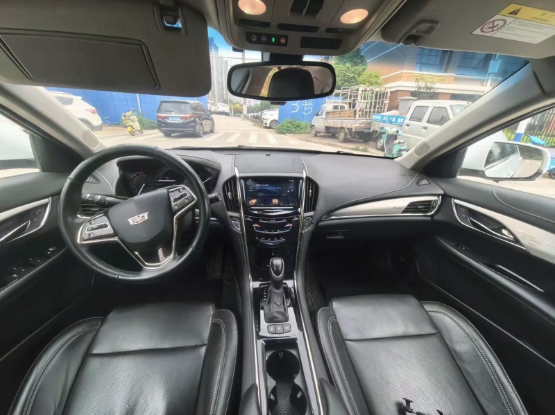 南寧17年凱迪拉克ATS-L7