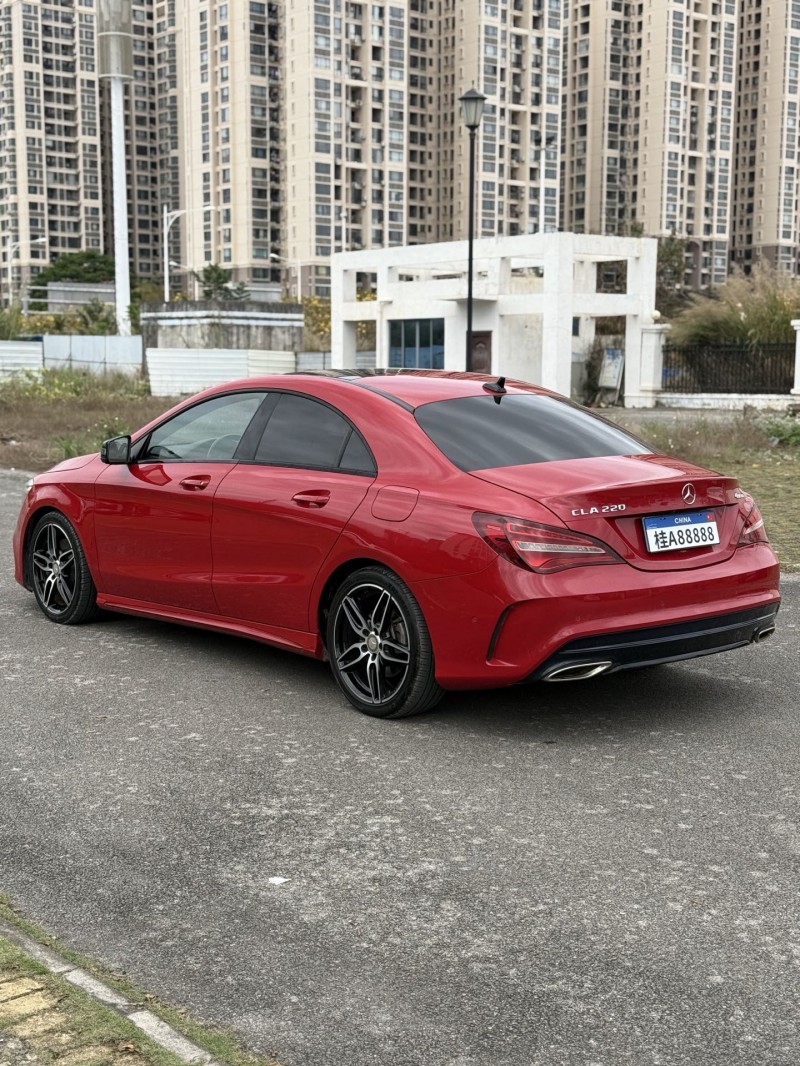 南寧17年奔馳CLA8