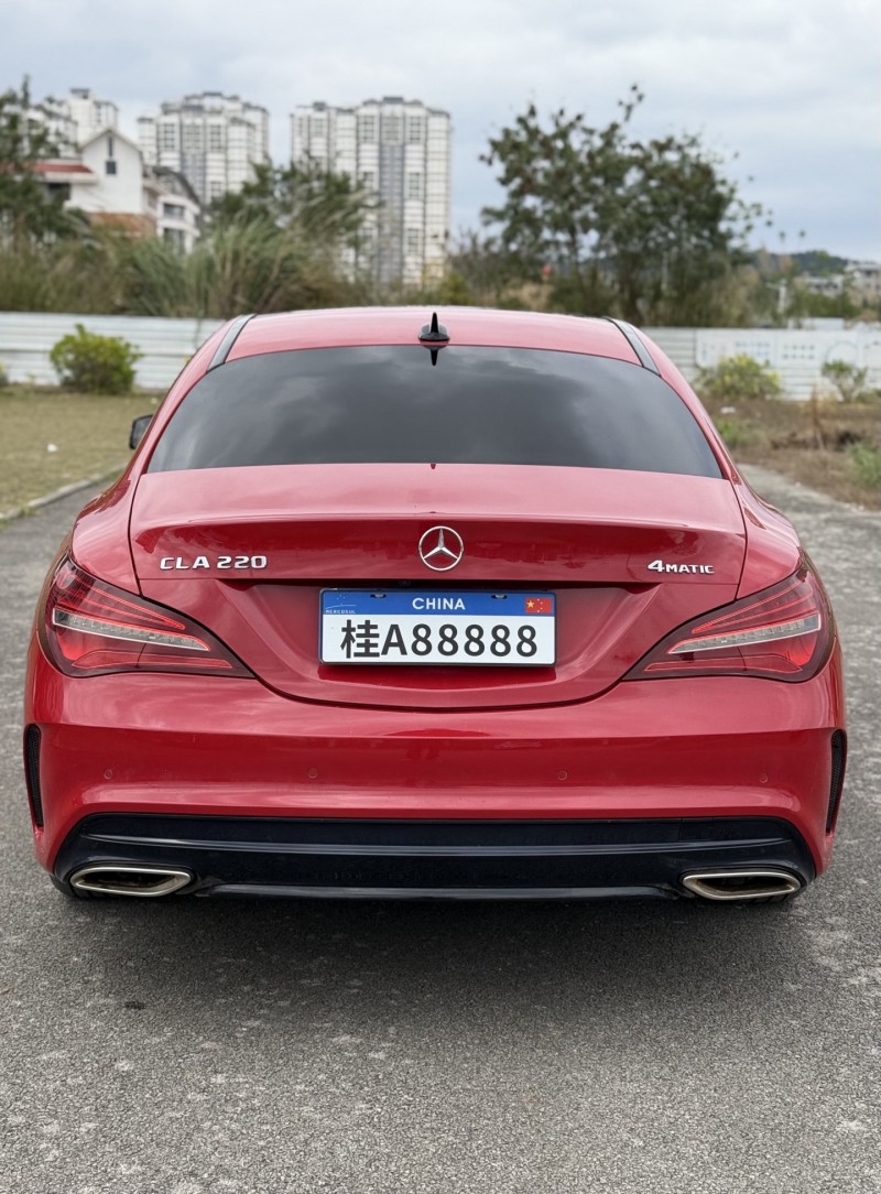南寧17年奔馳CLA9