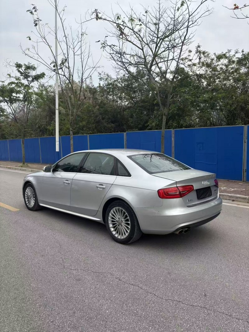 桂林14年奥迪A4L7