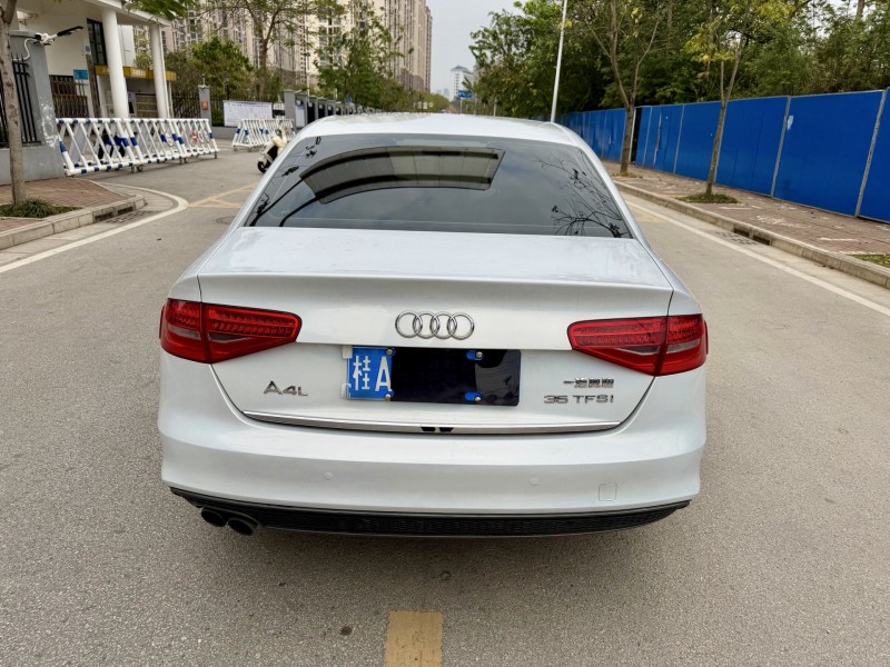南宁16年奥迪A4L4