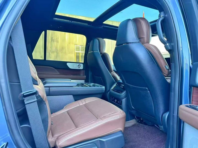 唐山24年林肯领航员9