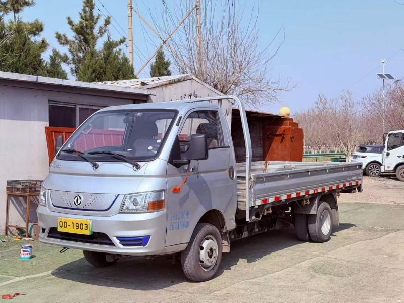 青岛25年东风凯普特2