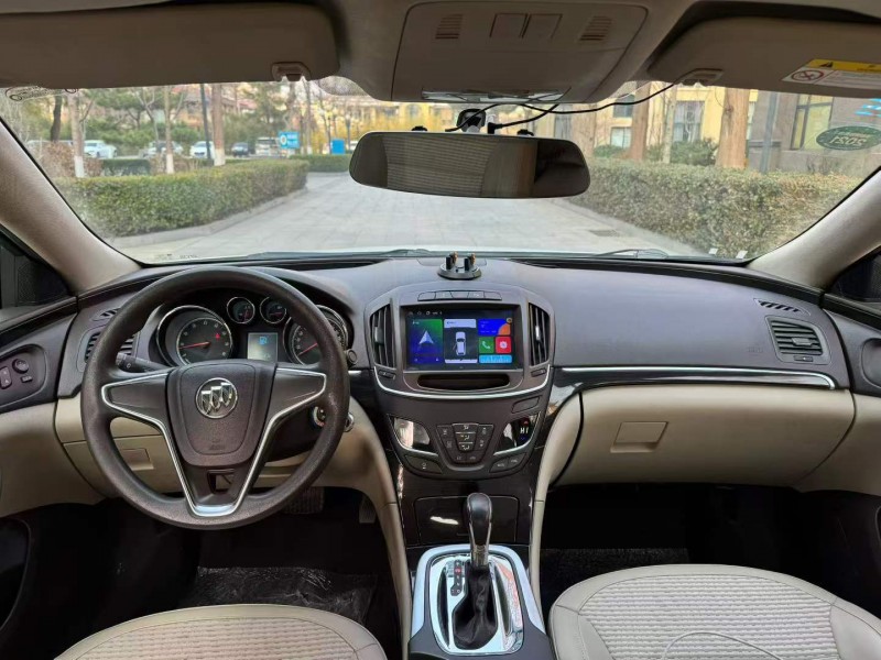 烟台15年别克君威8