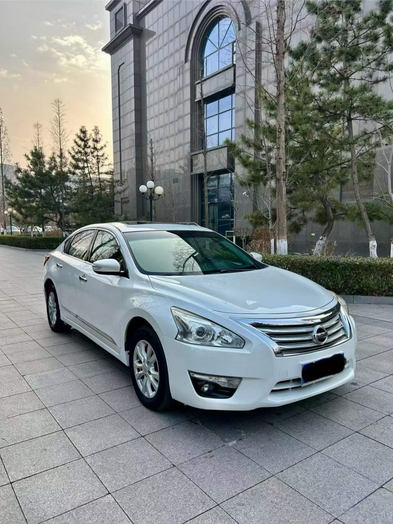 烟台14年日产天籁3