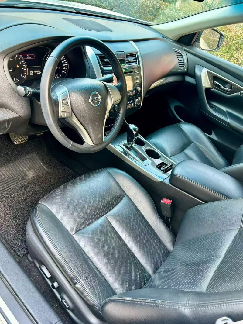 烟台14年日产天籁4