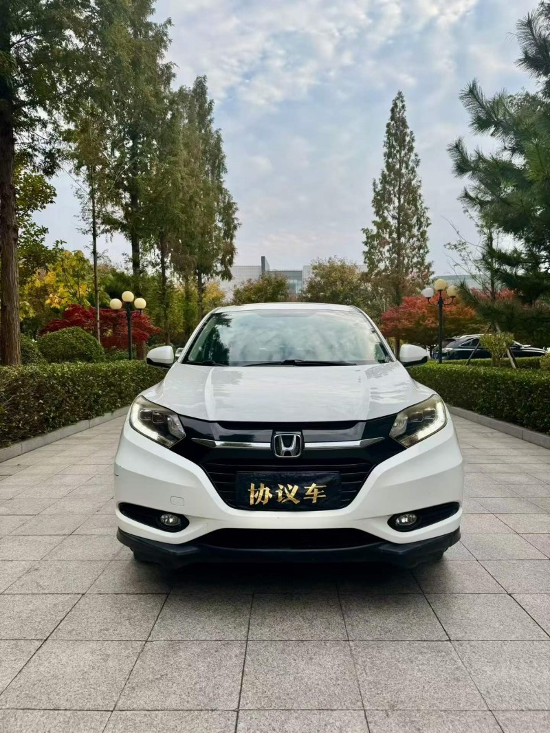 烟台17年本田缤智1