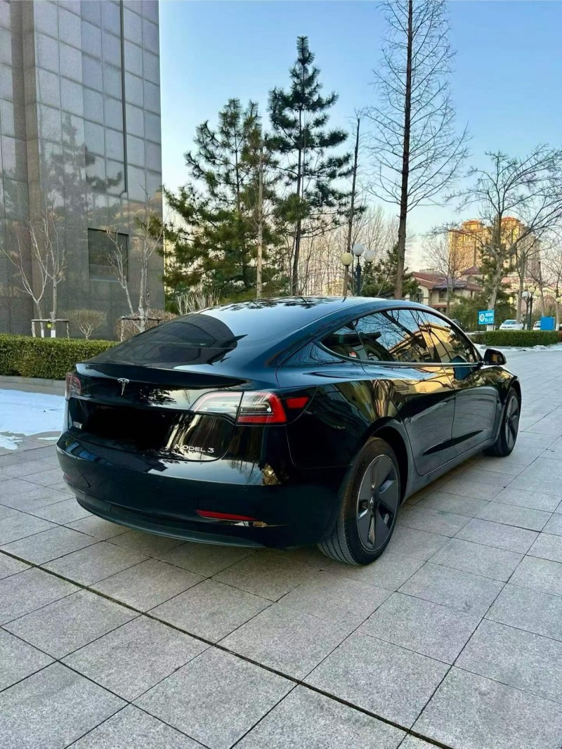 烟台23年特斯拉MODEL 37