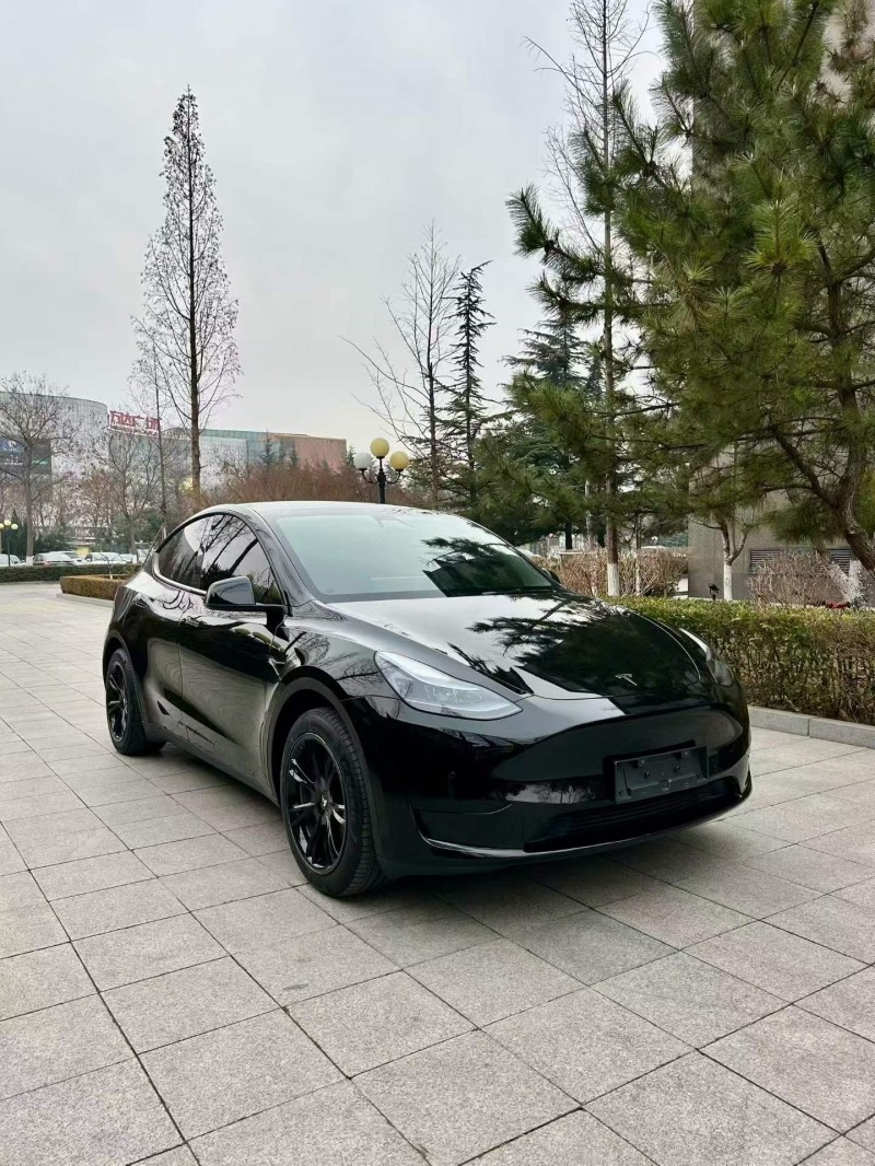 烟台23年特斯拉MODEL Y3