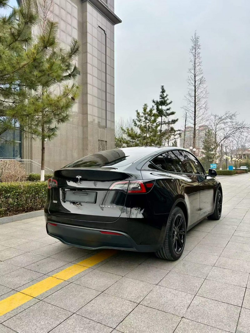 烟台23年特斯拉MODEL Y5