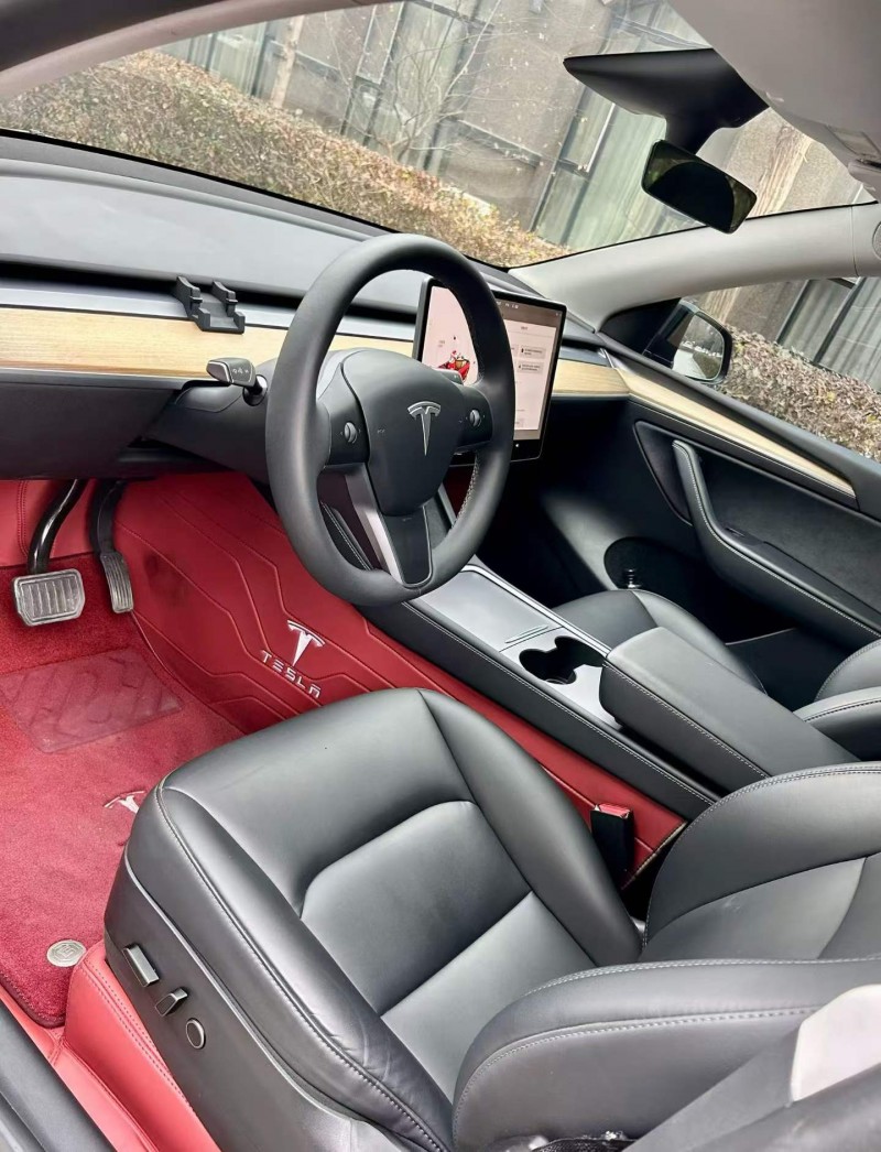 烟台23年特斯拉MODEL Y6