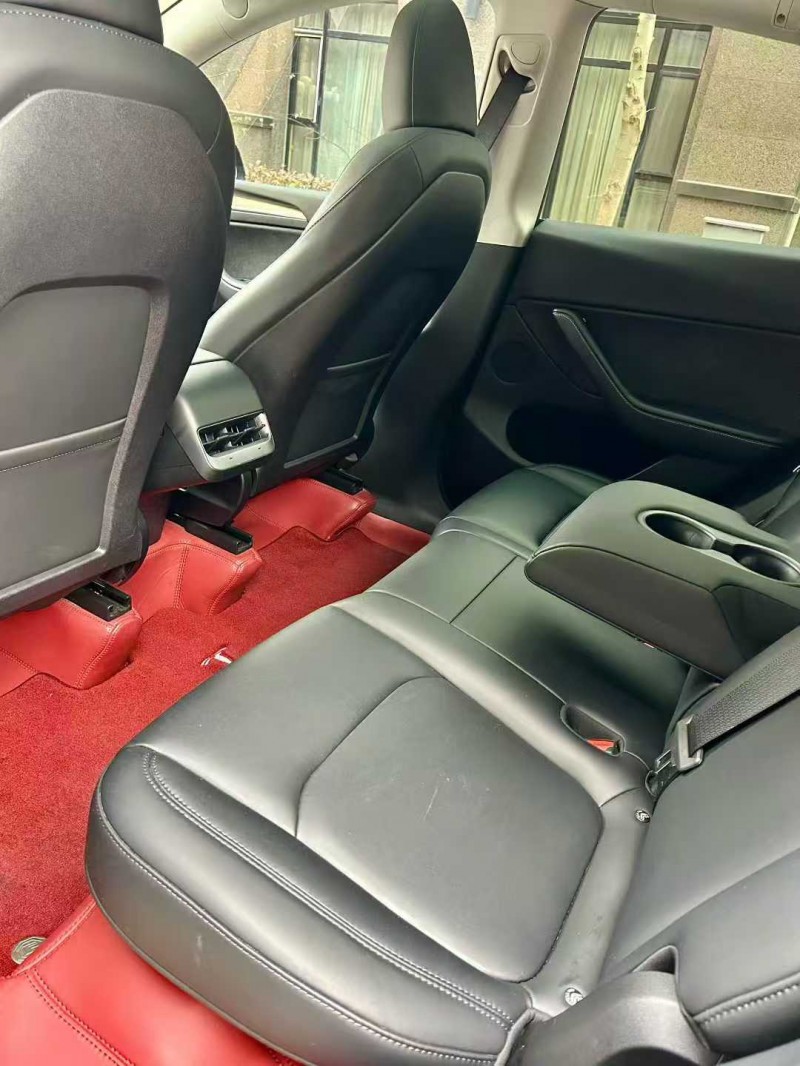 烟台23年特斯拉MODEL Y7