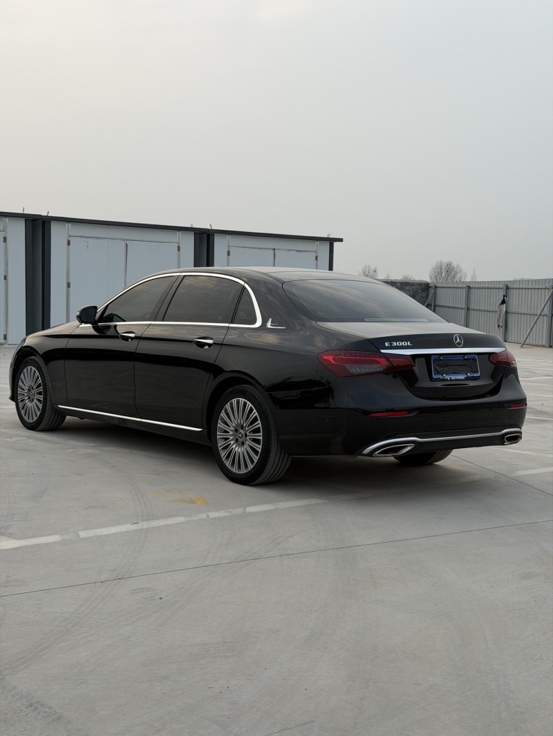 新乡23年奔驰E9