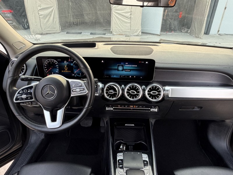 新鄉21年奔馳GLB5