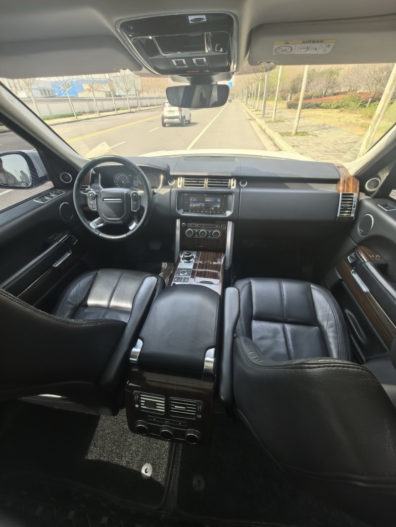 新鄉18年路虎攬勝行政7