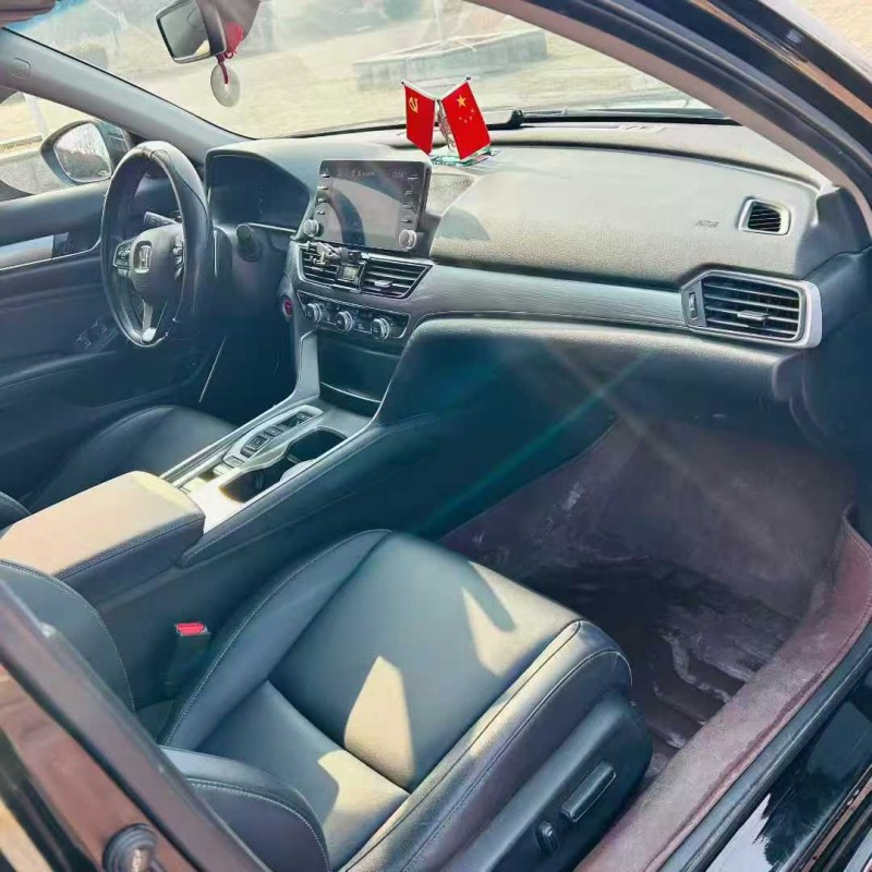 聊城21年本田雅閣7